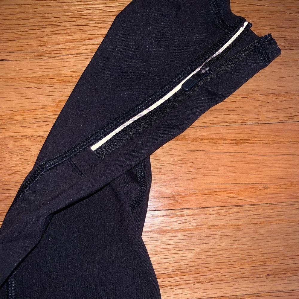 Athleta Black Cargo Legging size S - Picture 6 of 9